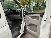 2017 - volkswagen - transporter - 2.0 tdi l2h1 dc 4mco - personenauto - afbeelding 13 van  32
