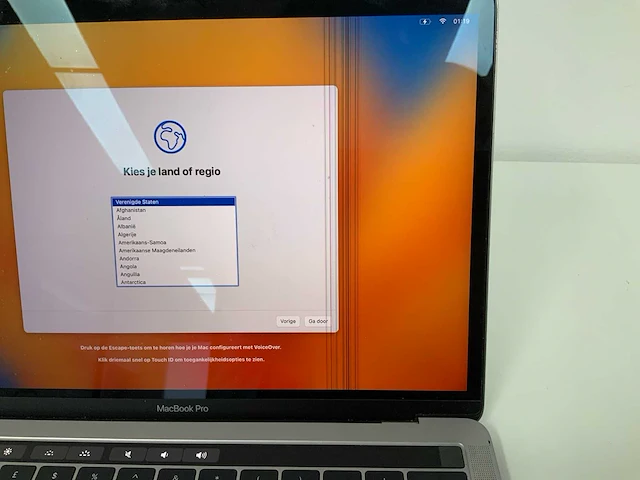 2017 apple 13-inch macbook pro mpxw2n/a laptop - afbeelding 2 van  4