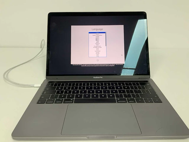 2017 apple a1706 13-inch macbook pro mpxv2n/a laptop - afbeelding 2 van  4