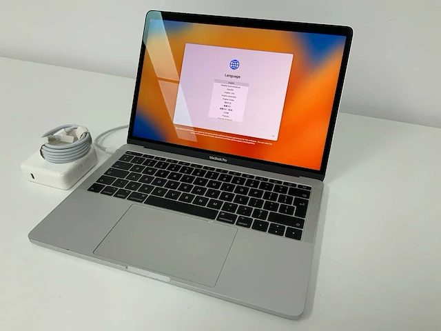 2017 apple a1708 13-inch macbook pro mpxr2n/a laptop - afbeelding 1 van  6