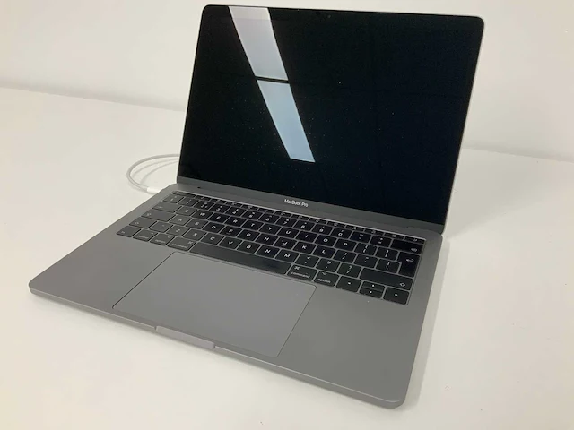 2017 apple a1708 13-inch macbook pro mpxt2n/a laptop - afbeelding 1 van  4