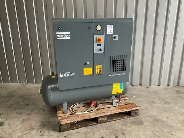 2017 atlas copco gxf 55 ep schroefcompressor - afbeelding 1 van  10