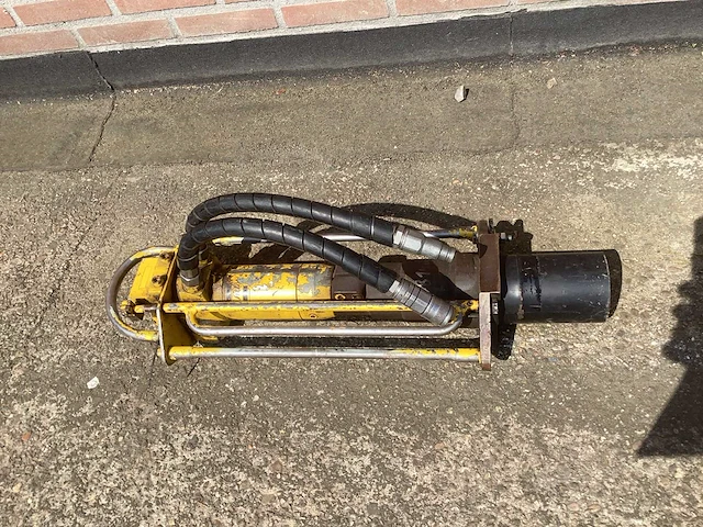 2017 atlas copco lpd-t hydraulische palenrammer - afbeelding 3 van  4