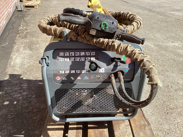 2017 atlas copco p 13-30 p hydraulisch aggregaat - afbeelding 4 van  8