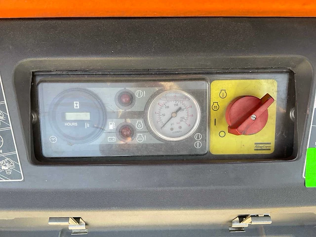 2017 atlas copco xas 88 compressor aanhangwagen - afbeelding 14 van  16