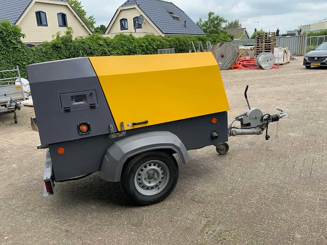 2017 atlas copco xats 138 compressor aanhangwagen - afbeelding 10 van  15
