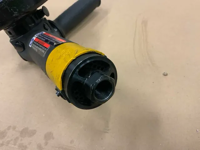 2017 atlascopco lsv39 sa12-125 pneumatische hand slijpmachine - afbeelding 3 van  6