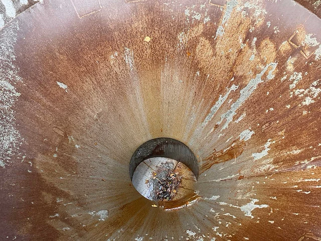 2017 beco kub2000sr betonkubel - afbeelding 5 van  7