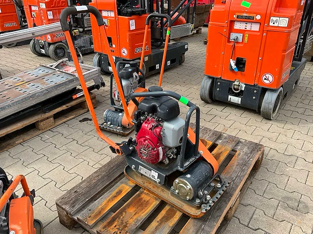 2017 belle lc3228 compacte trilplaat - afbeelding 6 van  11