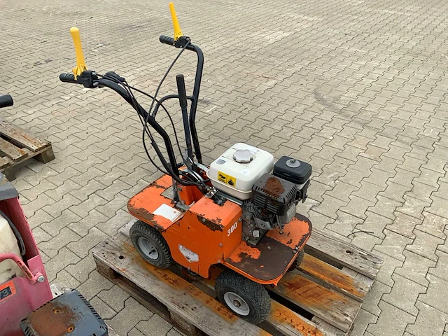 2017 benassi turf cutter 300 graszodensnijder - afbeelding 1 van  9