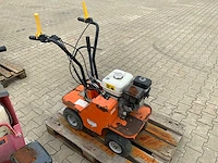 2017 benassi turf cutter 300 graszodensnijder - afbeelding 1 van  9