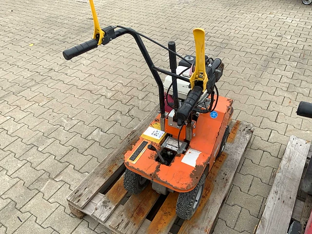 2017 benassi turf cutter 300 graszodensnijder - afbeelding 6 van  9