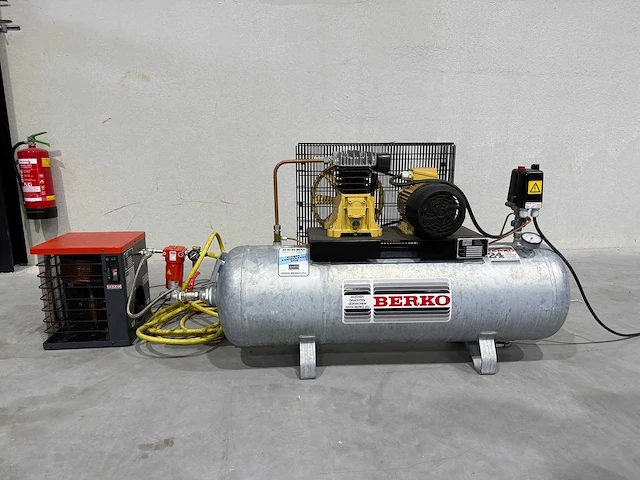 2017 berko ba220/100/8 luchtcompressor met sc 10 luchtdroger - afbeelding 1 van  9