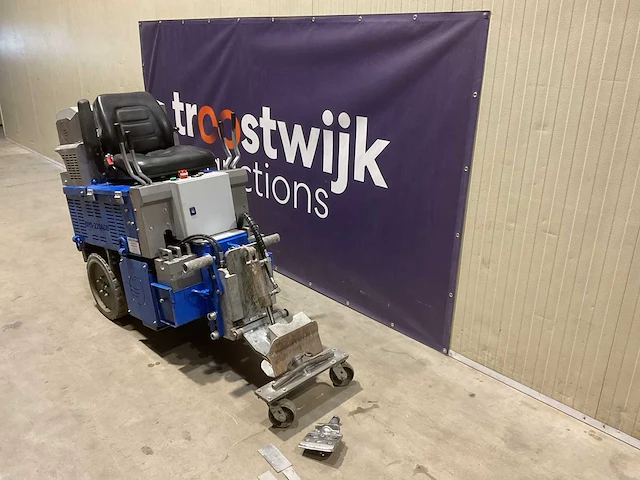 2017 blastrac bms-220adb tapijtstripper hydraulisch - afbeelding 3 van  8