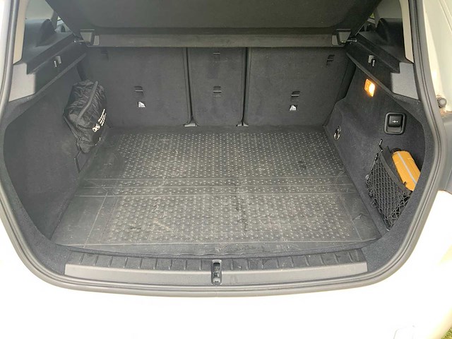 2017 bmw 218i active tourer personenauto - afbeelding 18 van  58