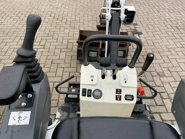 2017 bobcat e10 minigraafmachine - afbeelding 17 van  20