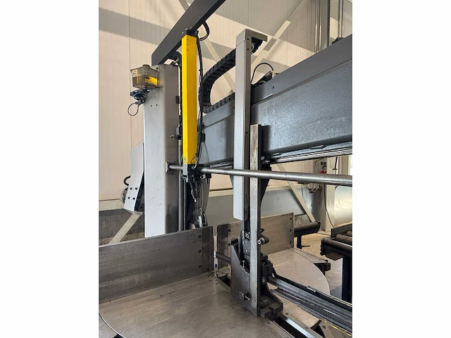 2017 bomar construction 820.450 dgs cnc semi automatische bandzaagmachine met aan-/afvoerbaan - afbeelding 3 van  33