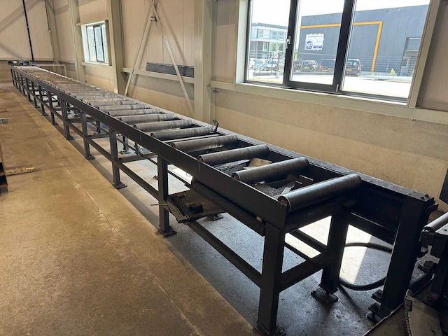 2017 bomar construction 820.450 dgs cnc semi automatische bandzaagmachine met aan-/afvoerbaan - afbeelding 8 van  33