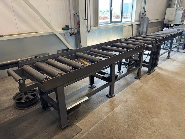 2017 bomar construction 820.450 dgs cnc semi automatische bandzaagmachine met aan-/afvoerbaan - afbeelding 16 van  33