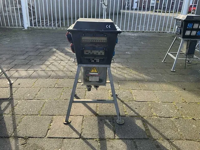2017 bos elektro midi hoog stroomverdeelkast - afbeelding 1 van  6