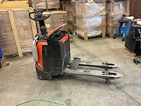 2017 bt lpe 2000 elektrische palletwagen - afbeelding 2 van  8