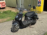 2017 btc legend scooter - afbeelding 1 van  12