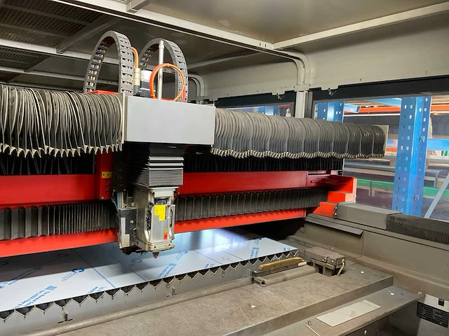 2017 bystronic bysprint pro 4020 lasersnijmachine - afbeelding 13 van  51