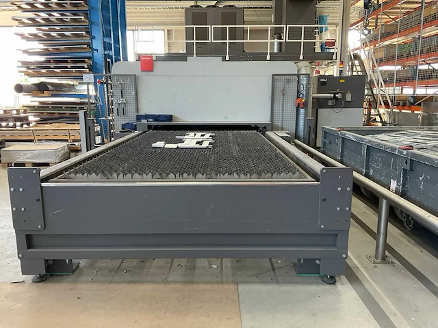 2017 bystronic bysprint pro 4020 lasersnijmachine - afbeelding 12 van  51