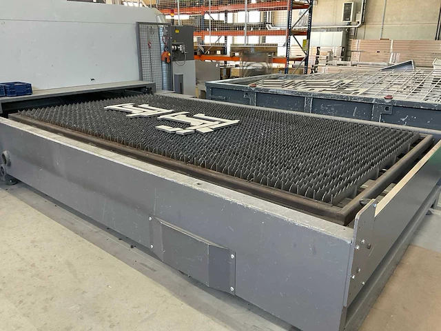 2017 bystronic bysprint pro 4020 lasersnijmachine - afbeelding 34 van  51