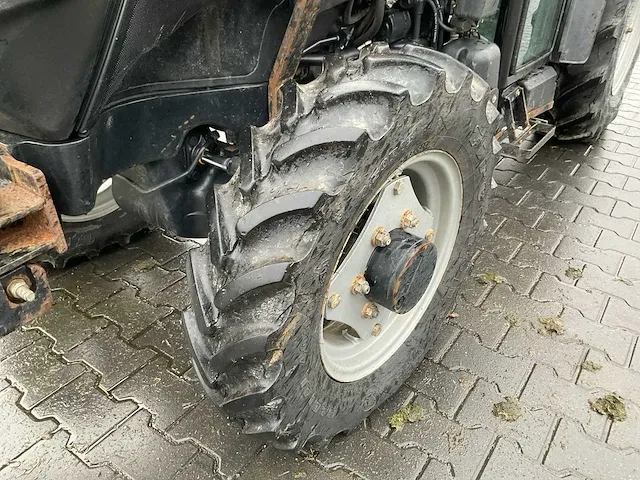 2017 case ih quantum 95n vierwielaangedreven landbouwtractor - afbeelding 2 van  32