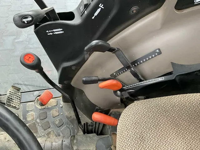 2017 case ih quantum 95n vierwielaangedreven landbouwtractor - afbeelding 22 van  32