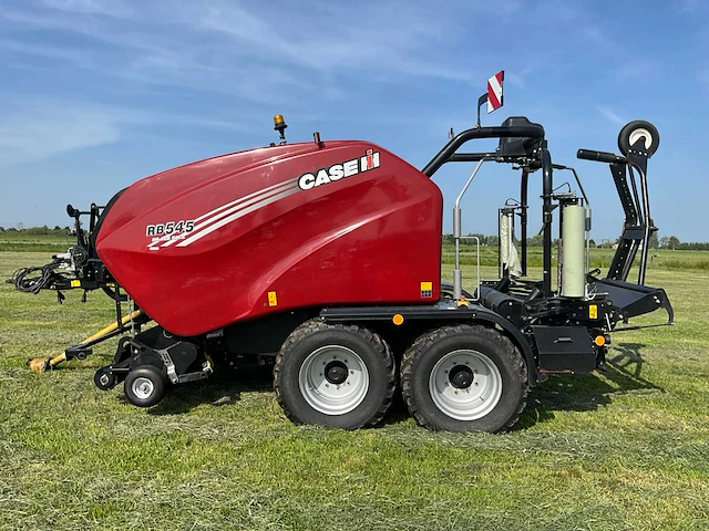 2017 case ih rb545 balenpers met foliewikkelaar - afbeelding 10 van  43