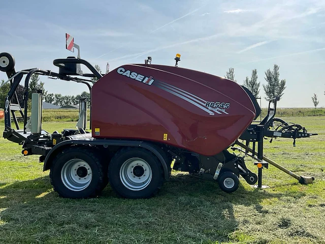 2017 case ih rb545 balenpers met foliewikkelaar - afbeelding 6 van  43