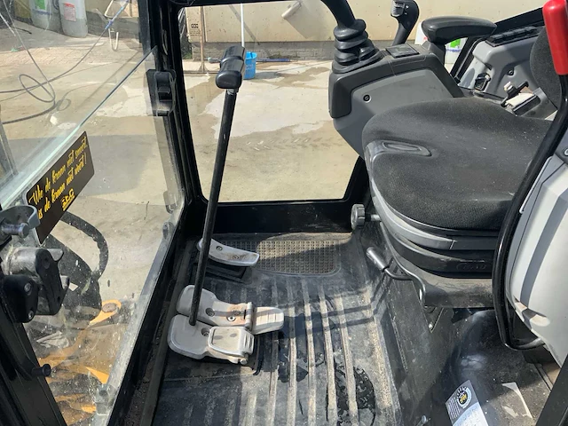 2017 caterpillar 301.7d mini rupsgraafmachine - afbeelding 11 van  34