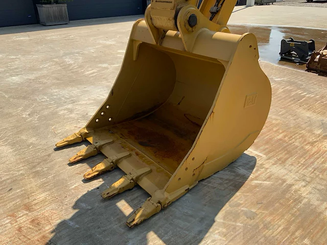 2017 caterpillar 330fl rupsgraafmachine met nieuwe cat bak - afbeelding 14 van  65