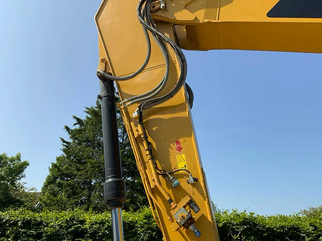 2017 caterpillar 330fl rupsgraafmachine met nieuwe cat bak - afbeelding 16 van  65