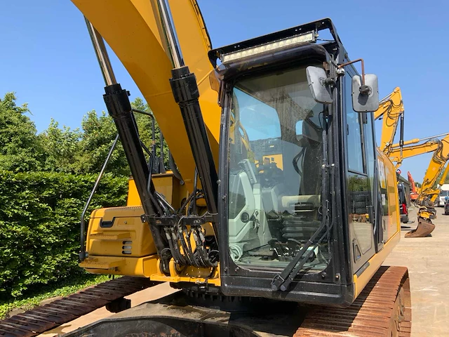 2017 caterpillar 330fl rupsgraafmachine met nieuwe cat bak - afbeelding 19 van  65