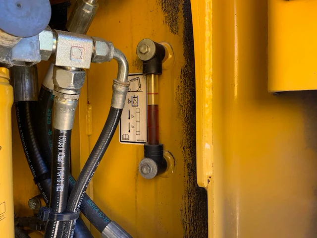 2017 caterpillar 330fl rupsgraafmachine met nieuwe cat bak - afbeelding 29 van  65