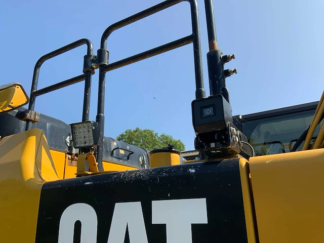 2017 caterpillar 330fl rupsgraafmachine met nieuwe cat bak - afbeelding 31 van  65