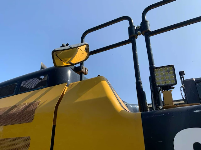 2017 caterpillar 330fl rupsgraafmachine met nieuwe cat bak - afbeelding 32 van  65