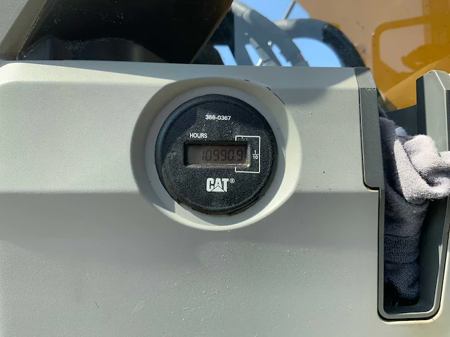 2017 caterpillar 330fl rupsgraafmachine met nieuwe cat bak - afbeelding 37 van  65