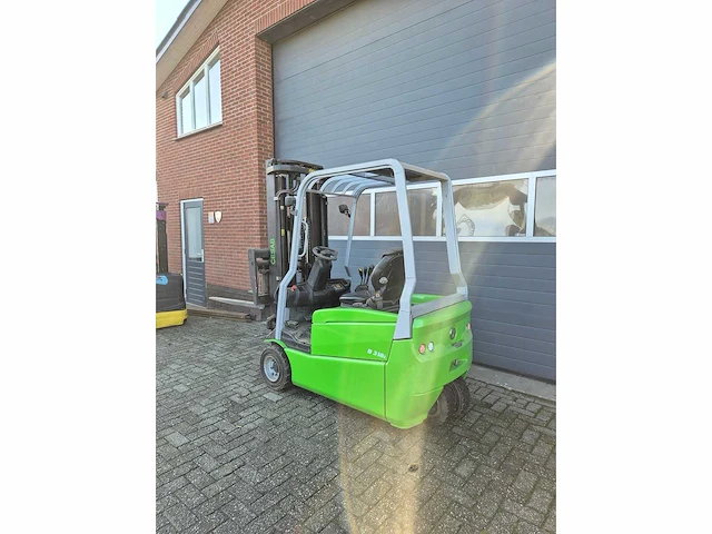 2017 cesab b 318 l vorkheftruck lepelversteller - afbeelding 1 van  6