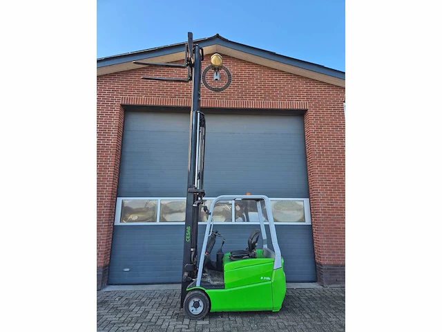 2017 cesab b 318 l vorkheftruck lepelversteller - afbeelding 3 van  6