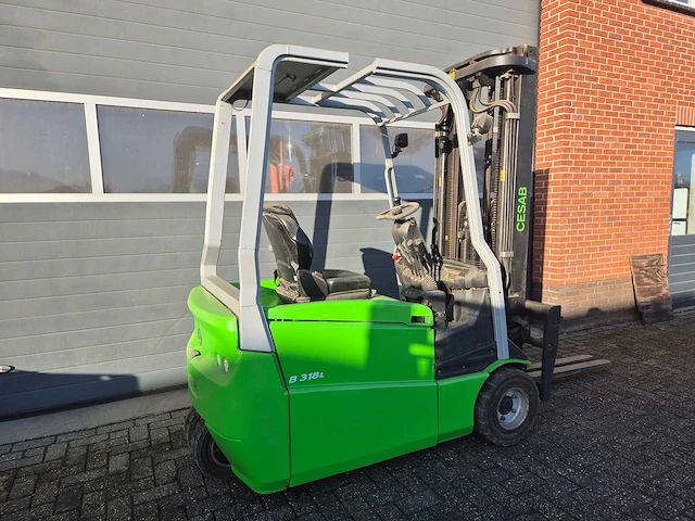 2017 cesab b 318 l vorkheftruck lepelversteller - afbeelding 6 van  6