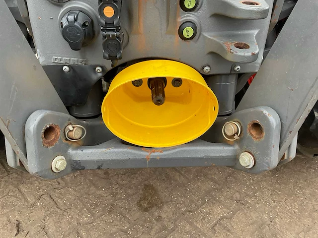 2017 claas 650 arion vierwielaangedreven landbouwtractor - afbeelding 15 van  45