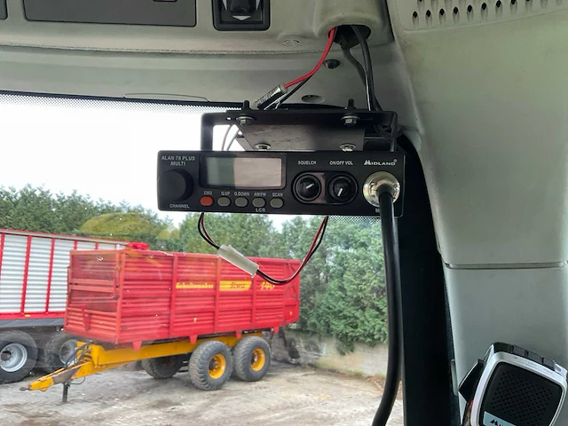 2017 claas 650 arion vierwielaangedreven landbouwtractor - afbeelding 32 van  45
