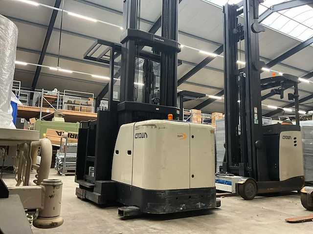 2017 crown sp3522 orderpicker - afbeelding 19 van  24