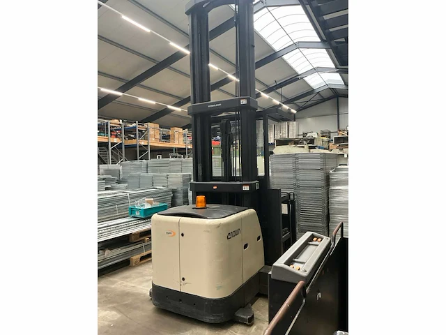 2017 crown sp3522 orderpicker - afbeelding 20 van  25