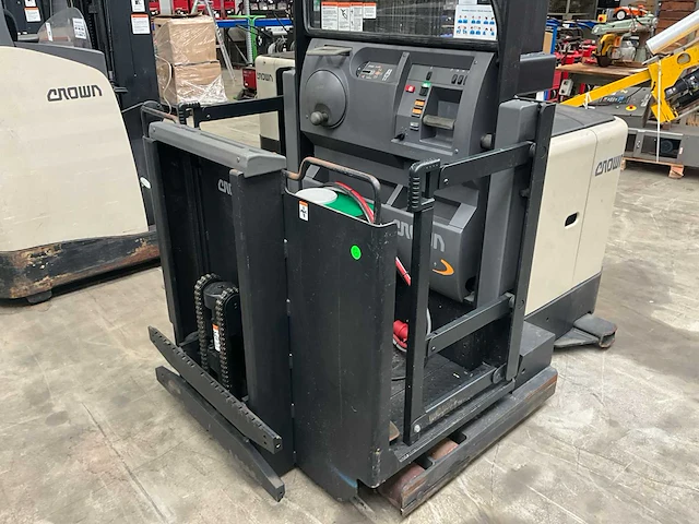 2017 crown sp3522 orderpicker - afbeelding 22 van  25