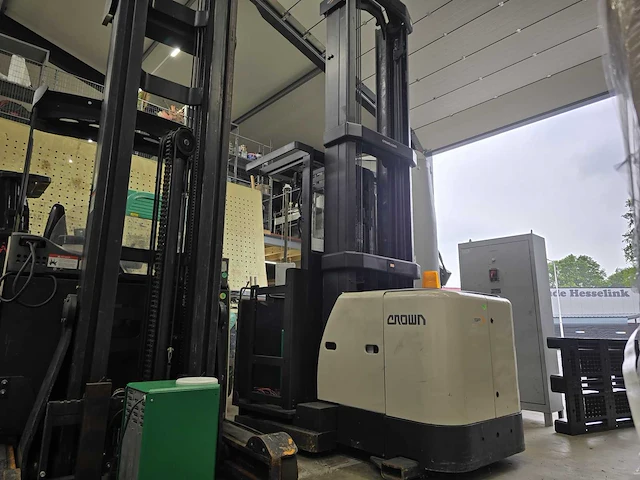 2017 crown sp3522 orderpicker - afbeelding 12 van  22